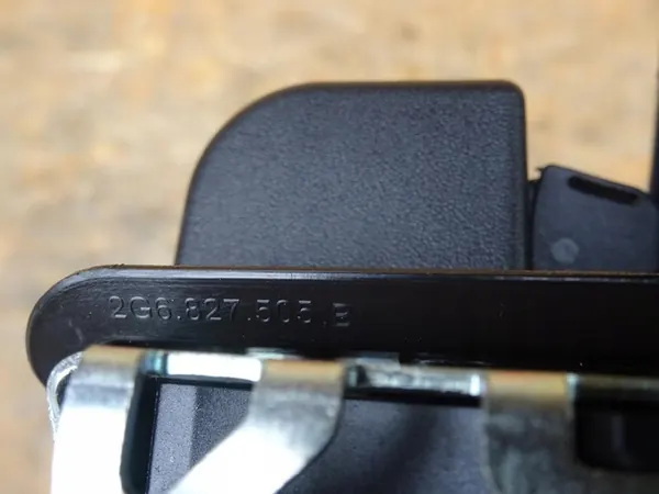 AUDI A1 82A GB Baklucka Lås 2G6827505B image 8