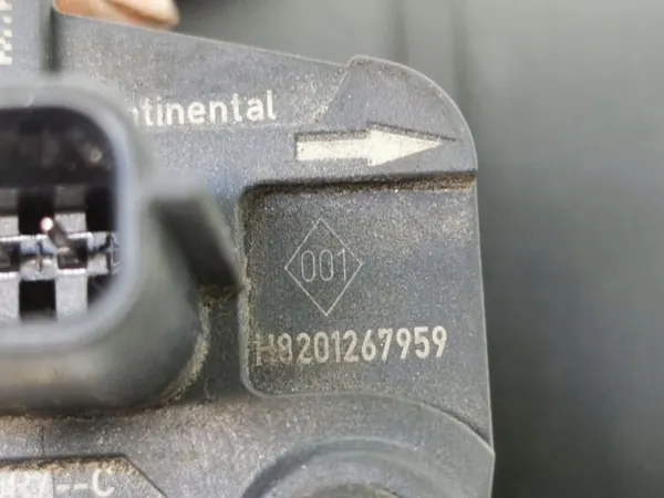 Débitmètre d'air Renault OE 165765213R image 5