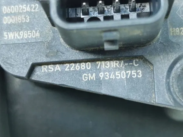 Débitmètre d'air Renault OE 165765213R image 6