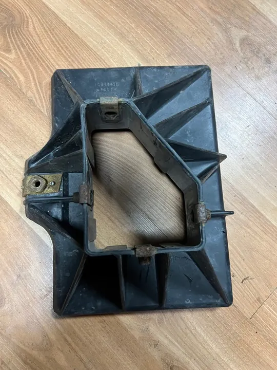 Base de montagem da bateria Chevrolet Corvette C5 C6 image 2