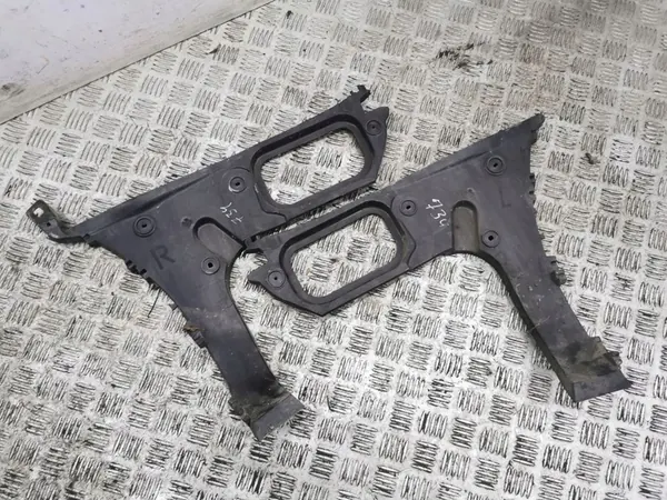 Audi Q7 4L 2006 Supporto paraurti posteriore completo OEM image 4