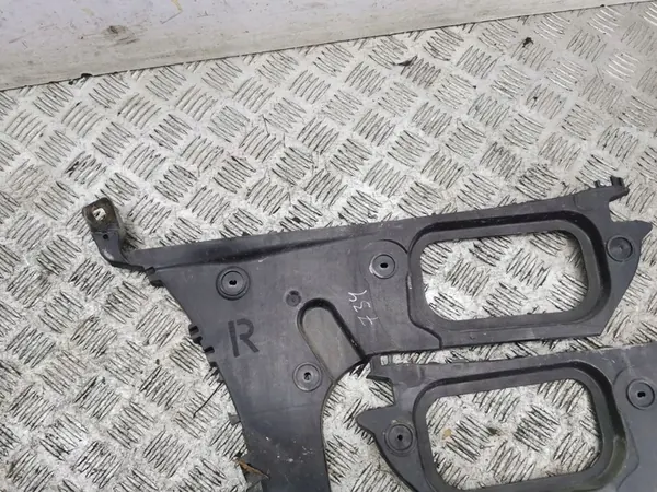 Audi Q7 4L 2006 Supporto paraurti posteriore completo OEM image 7