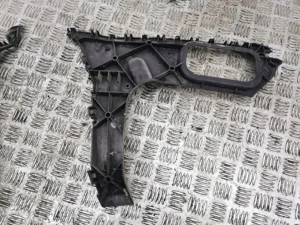 Audi Q7 4L 2006 Supporto paraurti posteriore completo OEM image 8