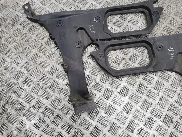 Audi Q7 4L 2006 Supporto paraurti posteriore completo OEM image 9