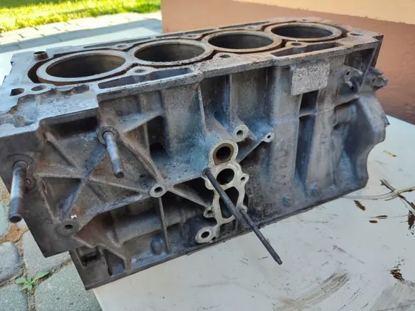 Motorblock OpelAudi1277 für Peugeot 1.6 16V image 4