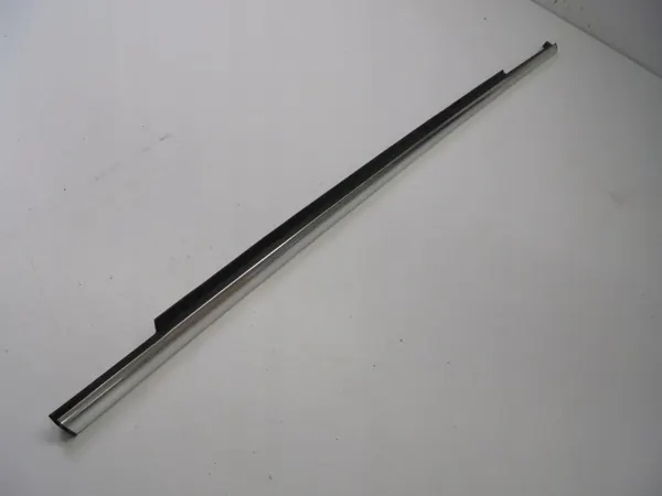 OEM Zierleiste rechts vorne Mercedes C-Klasse W204 image 2