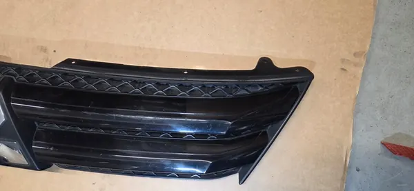 Mitsubishi Eclipse Cross Grill 7450B072 17-21 image 3