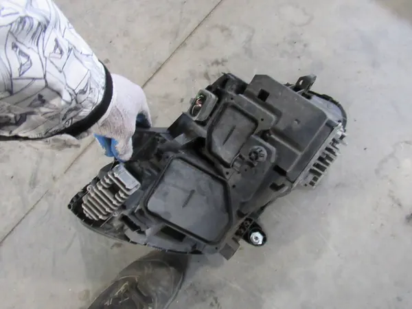 Linker koplamp Mercedes-Benz C W205 A2059067503 image 6