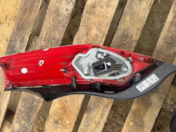 Lámpara Trasera Izquierda PEUGEOT 508 9686293780A image 2