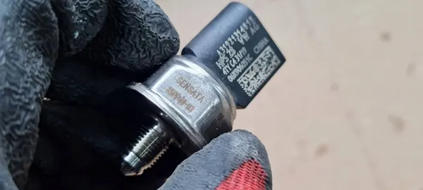 Sensor de pressão de combustível Q5 2.0 TFSI Audi A4 B9 A5 06K906051C image 3