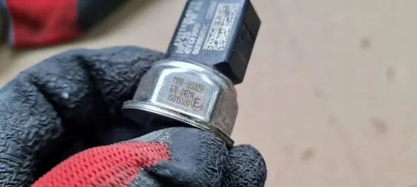 Sensor de pressão de combustível Q5 2.0 TFSI Audi A4 B9 A5 06K906051C image 4