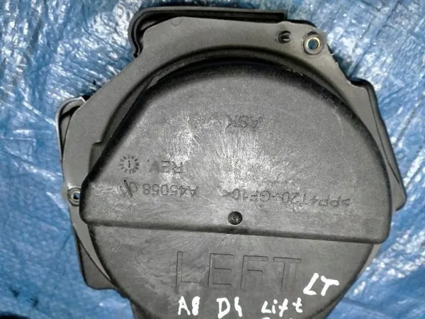 Audi A8 D4 Linke Hintertürlautsprecher OEM 310126173915 image 3