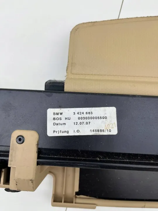 BMW X3 E83 Store Roulant Coffre OEM 3424663 image 10