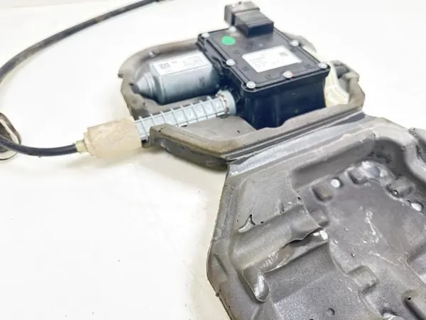 Handbromsmotor OEM A2C53348380 för Citroën C4 III image 4