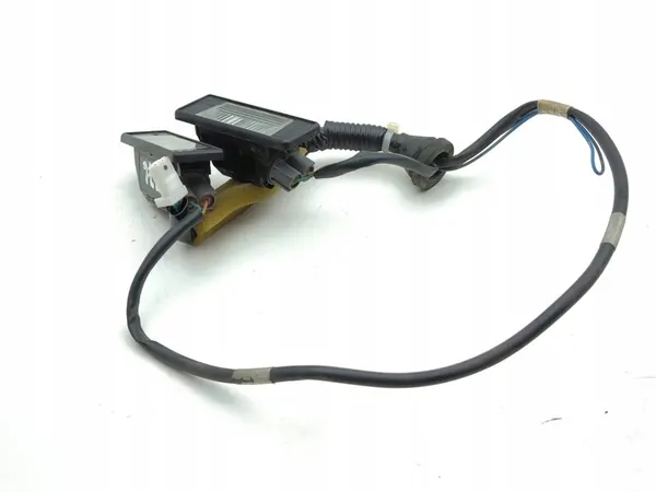 Infiniti Q50 2017 Luz de Placa image 5