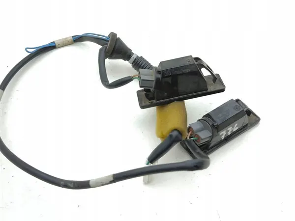 Infiniti Q50 2017 Luz de Placa image 8