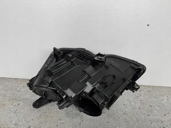 RECHTER KOPLAMP MERCEDES GLK LIFT A2048201039 image 4