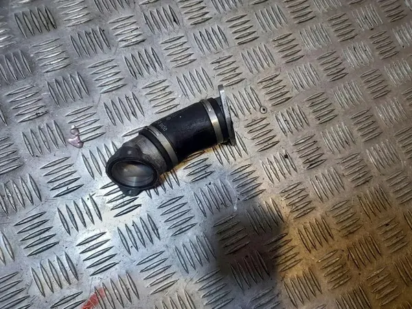 Tubo intercooler VW PASSAT B7 2.0L benzina 2013 04L131521G image 2