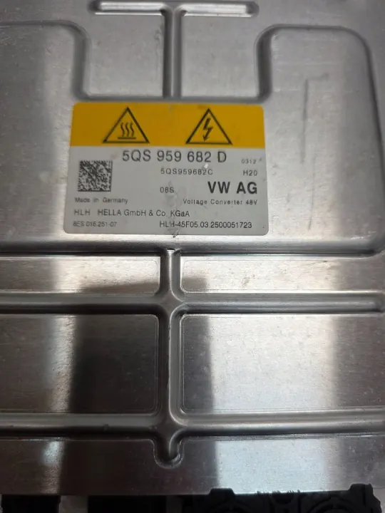 Conversor Tensão Audi A3 8Y OEM 5QS959682D image 8