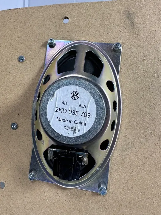 Caddy 2K5 Kabin Högtalartyg 2KD035709 image 3