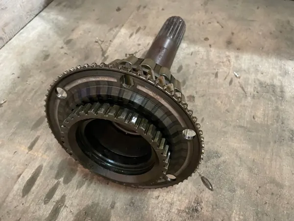 Arbre d'Embrayage Scania OEM 1769962 - Pièce Camion image 6