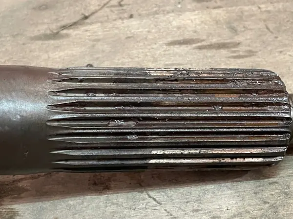 Arbre d'Embrayage Scania OEM 1769962 - Pièce Camion image 7