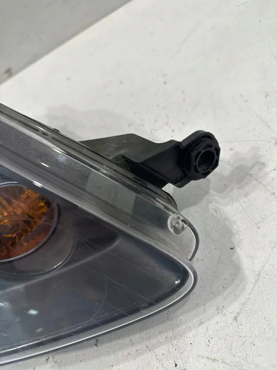 Volkswagen Golf Cross 2009 Farol dianteiro direito OEM 5M1941006B image 2