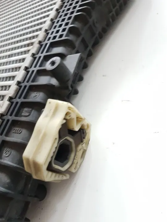 Volkswagen OE 3C0145805AM Motor koelradiator image 6