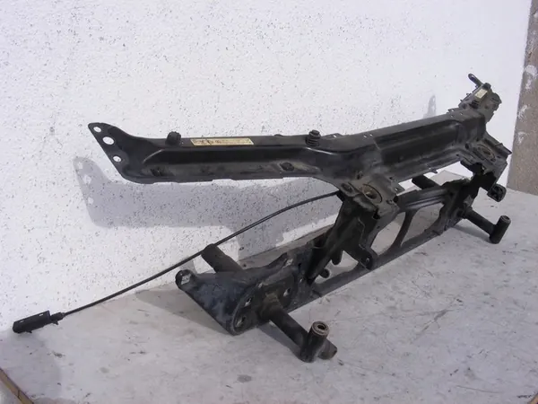 Reforço Frontal BMW 3 E-46 51717111691 image 3