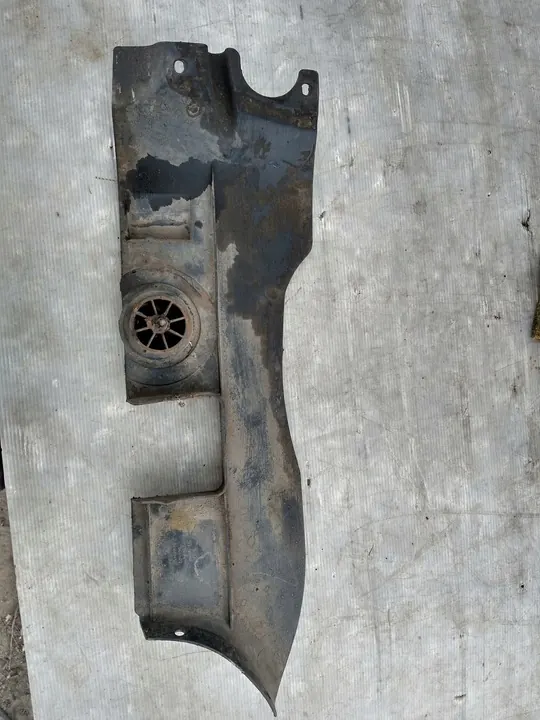 CHRYSLER 300C DODGE CHALLENGER Onderbodbescherming Links Achter 04780809AD image 7