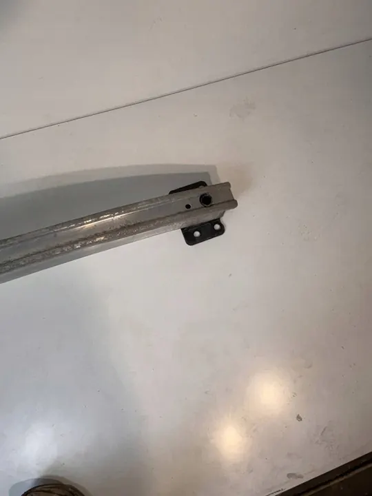 Audi Q7 4L 2009 Takapuskuri Tuki 4L0807309 image 3