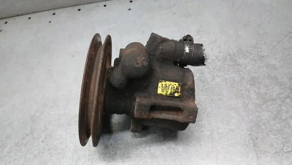 Bomba de dirección OEM VOLVOMAR-139714 para Opel image 3