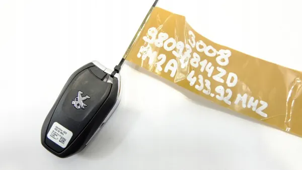 Télécommande PEUGEOT 3008 II OEM 98097814ZD 433.92 MHz image 3