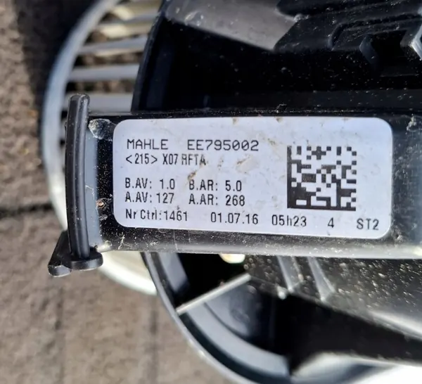 Begagnad värmefläkt OEM EE795002 Smart 453 image 3