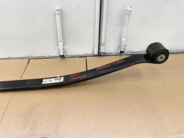 Volkswagen OE 2N0511151R TGE Ressort à Lames Usagé image 3