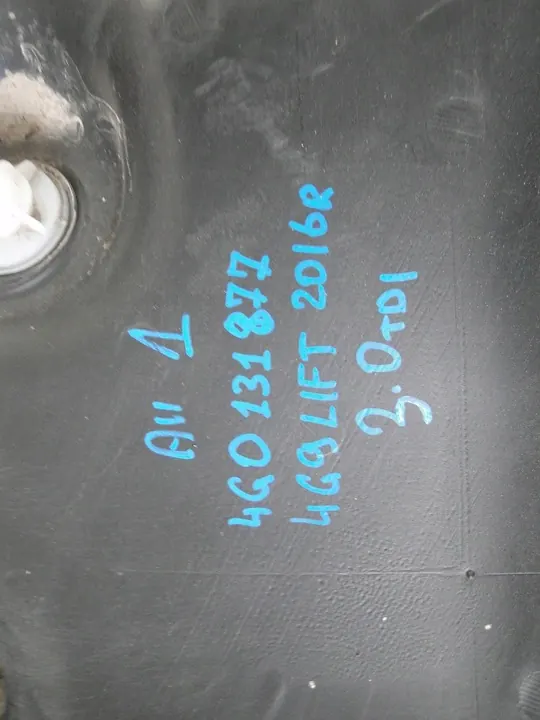 Réservoir AdBlue AUDI A6 C7 4G 3.0 TDI image 3