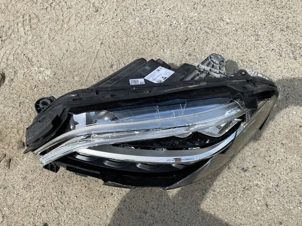 LINKER FULL LED KOPLAMP MERCEDES C-KLASSE 205 2059067905 image 4