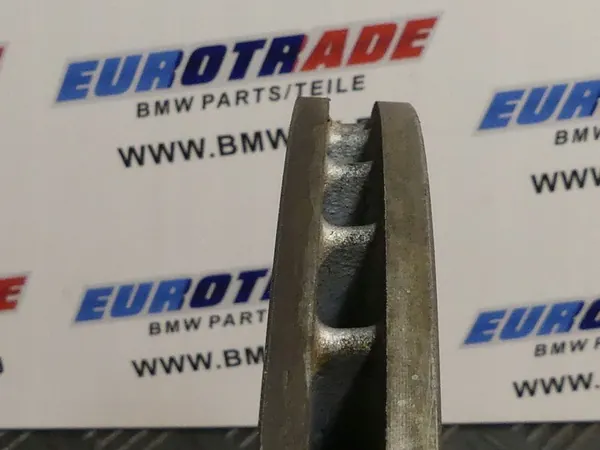 Discos e pastilhas de freio traseiros BMW F20 F21 F22 F23 F30 F31 F32 F36 image 10