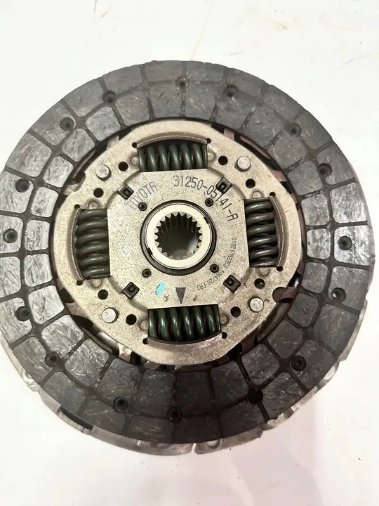 Embreagem Toyota Corolla Auris Avensis Verso 1.6 OEM 31250-05141-A image 3