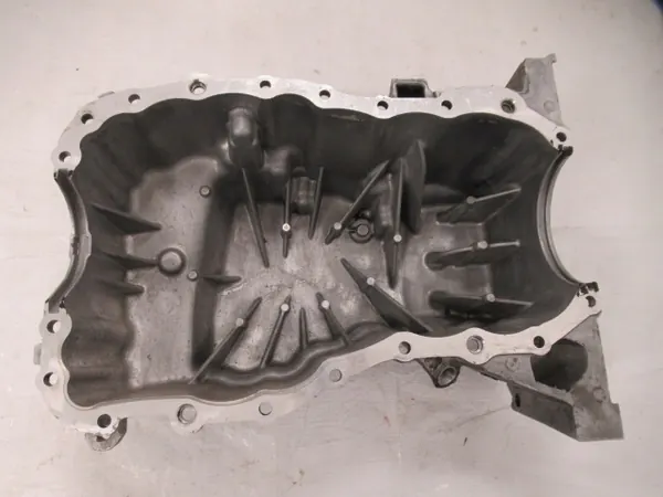 MEGANE SCENIC IV Oljetunna 1.5 DCI image 2