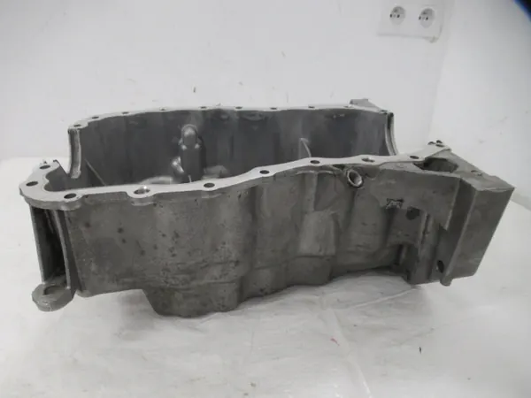 MEGANE SCENIC IV Oljetunna 1.5 DCI image 3