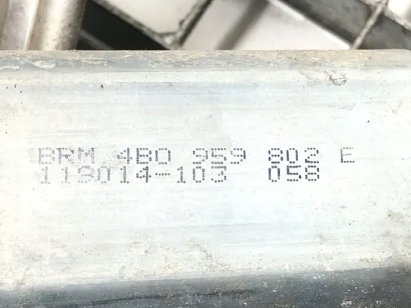 Elevador de vidro dianteiro direito Audi A6 C5 97-05 image 4