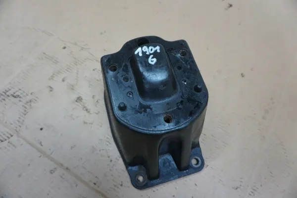 Nissan PATROL Y61 Varaupyöränpidike OEM 19016 image 8
