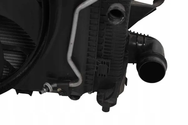 Piezas de refrigeración Mercedes-Benz CLS Shooting Brake A2125002200 image 4