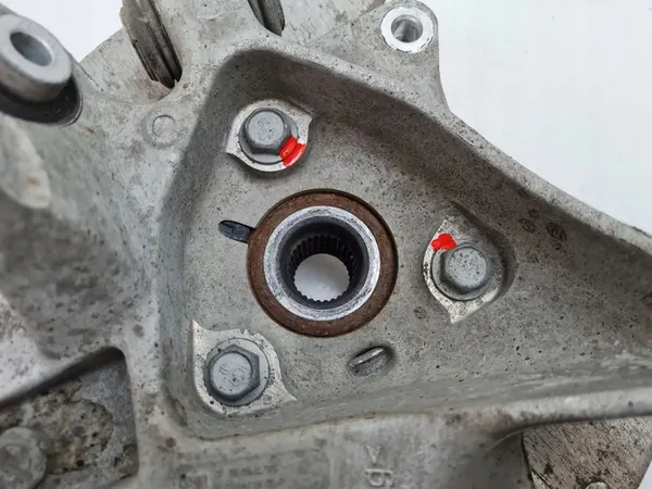 Mozzo ruota posteriore destro TESLA 2019 image 8