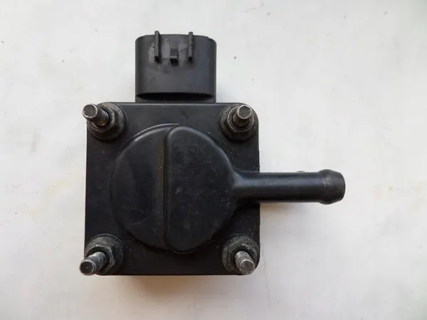 Sensor de pressão DPF Toyota Avensis 2.2 Diesel OEM 89480-12020 image 5