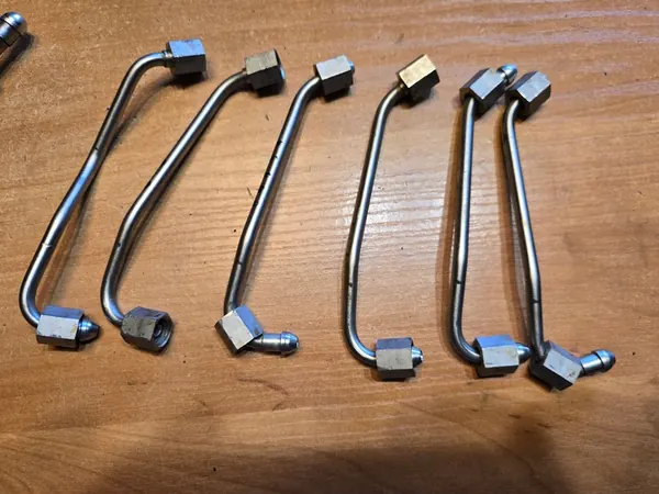 Brandstofinjectorrail BMW 5 E60 523i N53B25A image 6