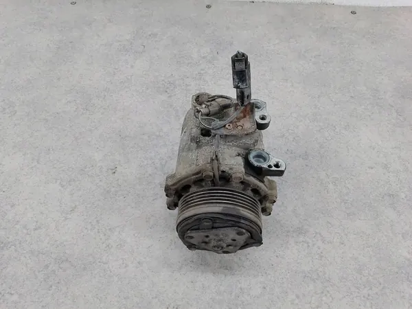 Compresor de Aire Acondicionado Mitsubishi Colt VI FL 1.3 MN164472 AKC200A080A image 3