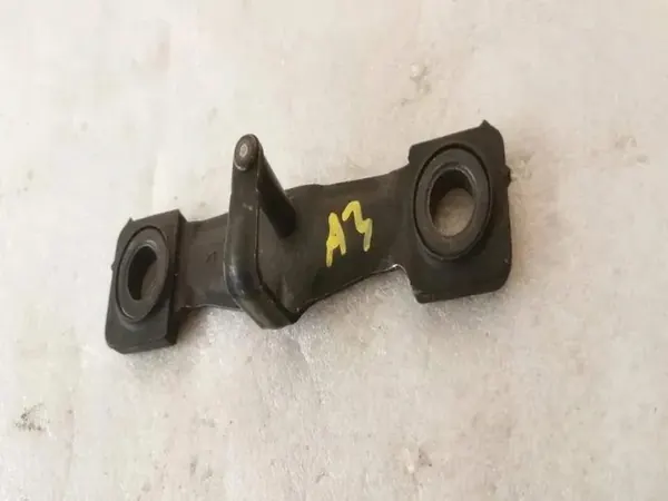 Fecho Porta-Malas Audi A3 S3 8V OEM 8V0827507G image 3