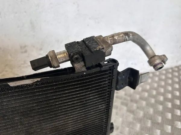 Audi A8 S8 D4 AC-kondensor OEM 4H0260403D image 6